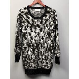 MIZUMI Eyelash Fuzzy Sweater Tunic Womens Medium Black Tan Geometric Artsy‎